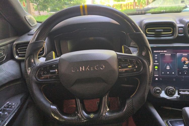 Used Lynk & Co 03 2019 03+ 2.0TD Automatic Wind-Chasing Edition Steering Wheel