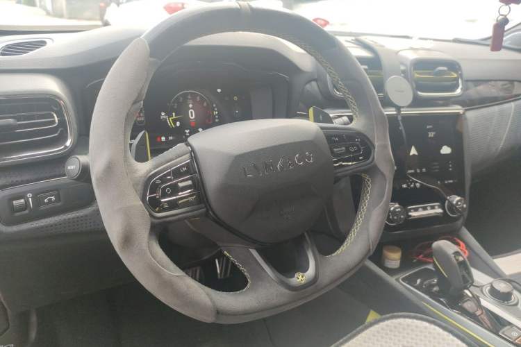 Used Lynk & Co 03 2019 03+ 2.0TD Automatic Wind-Chasing Edition Steering Wheel