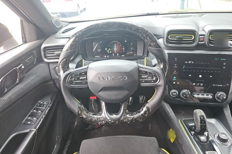 Used Lynk & Co 03 2019 03+ 2.0TD Automatic Wind-Chasing Edition Steering Wheel