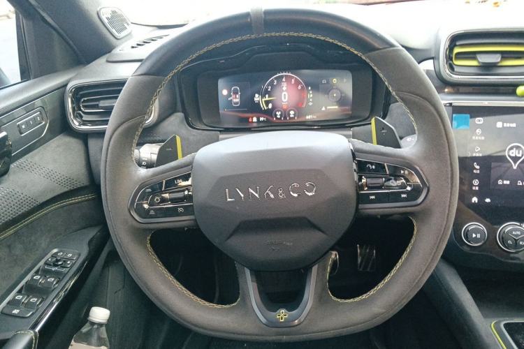 Used Lynk & Co 03 2019 03+ 2.0TD Automatic Wind-Chasing Edition Steering Wheel