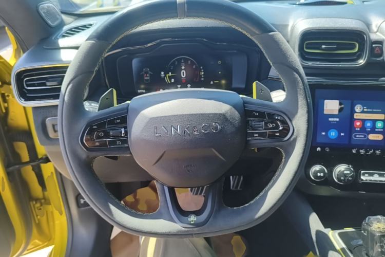 Used Lynk & Co 03 2019 03+ 2.0TD Automatic Wind-Chasing Edition Steering Wheel