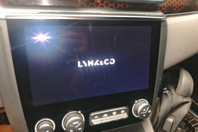 Used Lynk & Co 03 2020 2.0TD Automatic Jing Pro Edition Audio And AC Panel