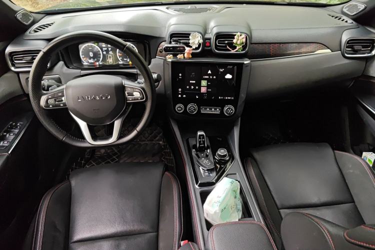 Used Lynk & Co 03 2020 2.0TD Automatic Jing Pro Edition Center Console