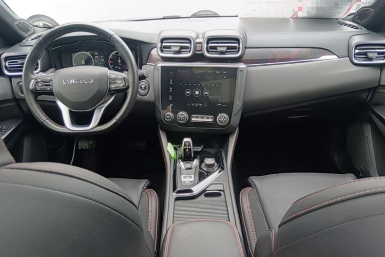 Used Lynk & Co 03 2020 1.5TD DCT Sport Edition Center Console
