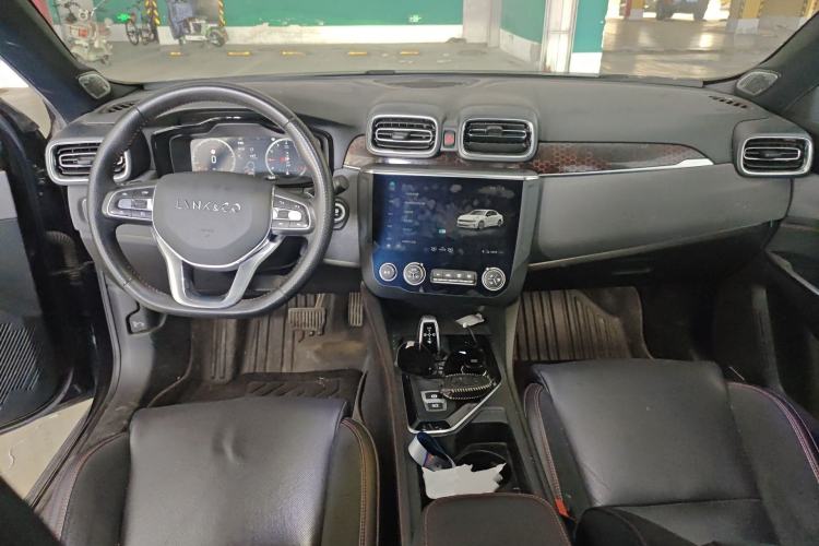 Used Lynk & Co 03 2020 1.5TD DCT JingPro Edition Center Console