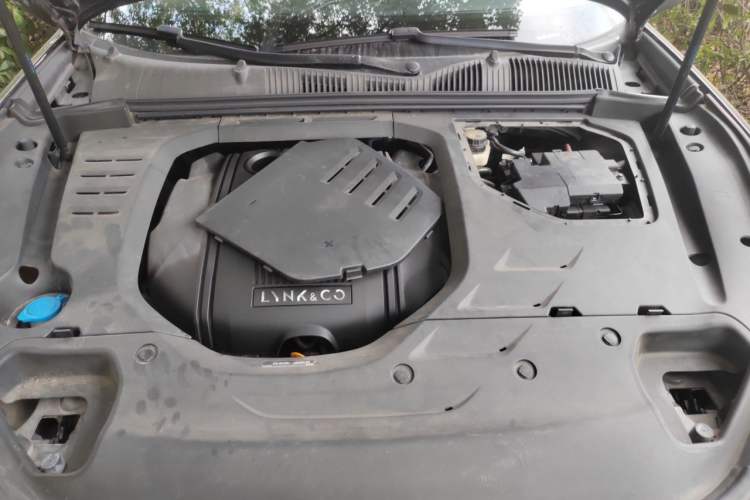 Used Lynk & Co 03 2020 1.5TD DCT Sport Edition Engine Bay