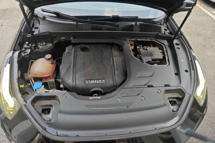Used Lynk & Co 03 2020 1.5TD DCT JingPro Edition Engine Bay