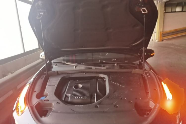 Used Lynk & Co 03 2020 2.0TD Automatic Jing Pro Edition Engine Bay
