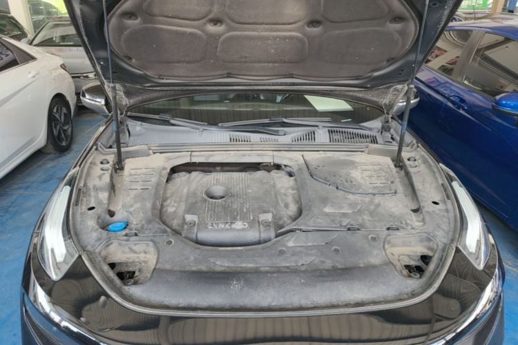 Used Lynk & Co 03 2020 2.0TD Automatic Trend Edition Engine Bay