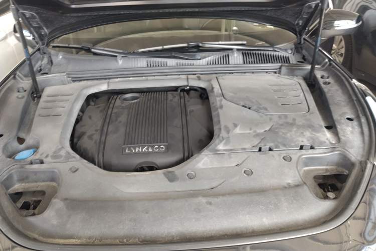 Used Lynk & Co 03 2020 1.5TD DCT JingPro Edition Engine Bay