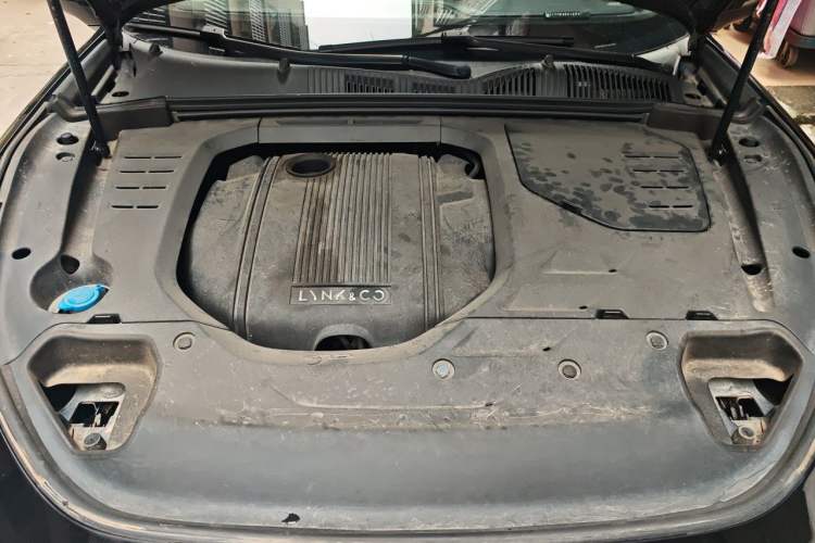 Used Lynk & Co 03 2020 1.5TD DCT JingPro Edition Engine Bay