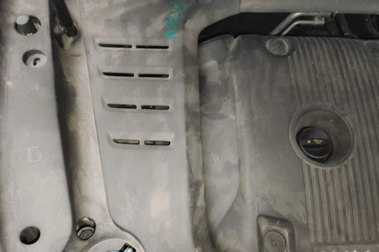 Used Lynk & Co 03 2020 2.0TD Automatic Jing Pro Edition Engine Bay Right