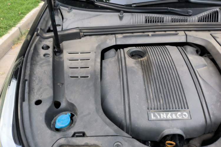 Used Lynk & Co 03 2020 1.5TD DCT JingPro Edition Engine Bay Right