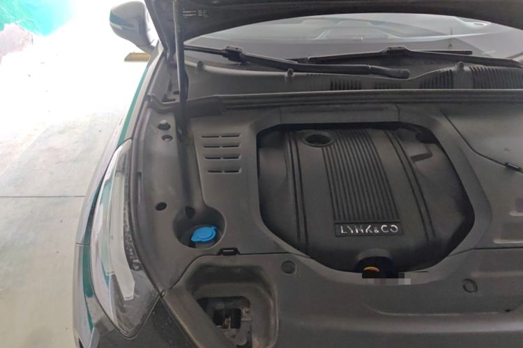 Used Lynk & Co 03 2020 1.5TD DCT JingPro Edition Engine Bay Right