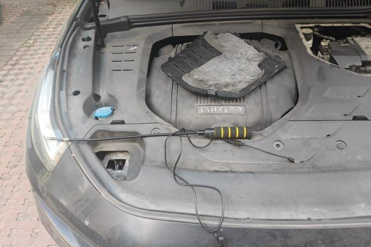 Used Lynk & Co 03 2020 1.5TD DCT JingPro Edition Engine Bay Right