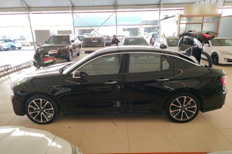 Used Lynk & Co 03 2020 1.5TD DCT Sport Edition Exterior 3