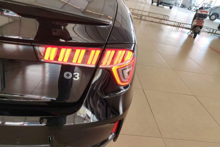 Used Lynk & Co 03 2020 1.5TD DCT Sport Edition Exterior 6