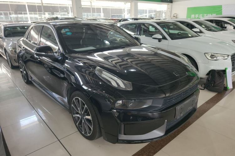 Used Lynk & Co 03 2020 2.0TD Automatic Trend Edition Front Right 45 Deg