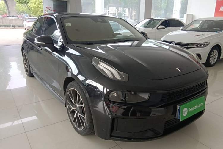 Used Lynk & Co 03 2020 2.0TD Automatic Jing Pro Edition Front Right 45 Deg