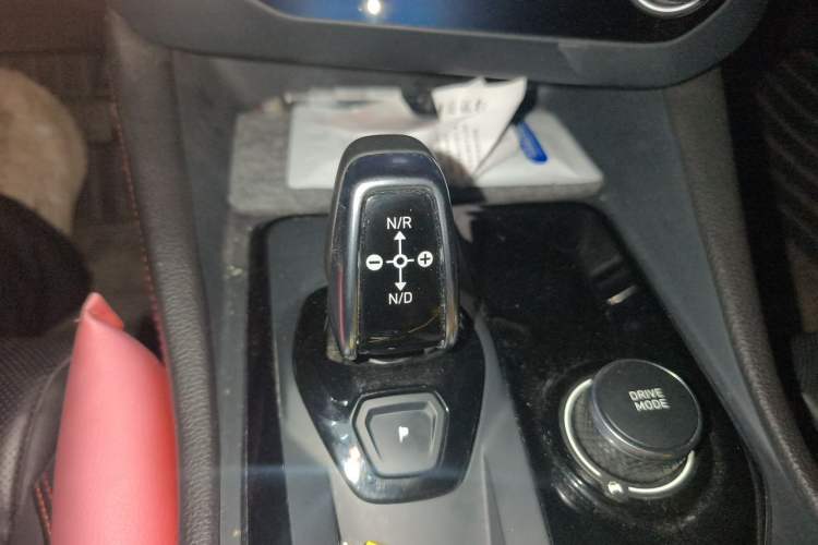 Used Lynk & Co 03 2020 2.0TD Automatic Jing Pro Edition Gear Lever