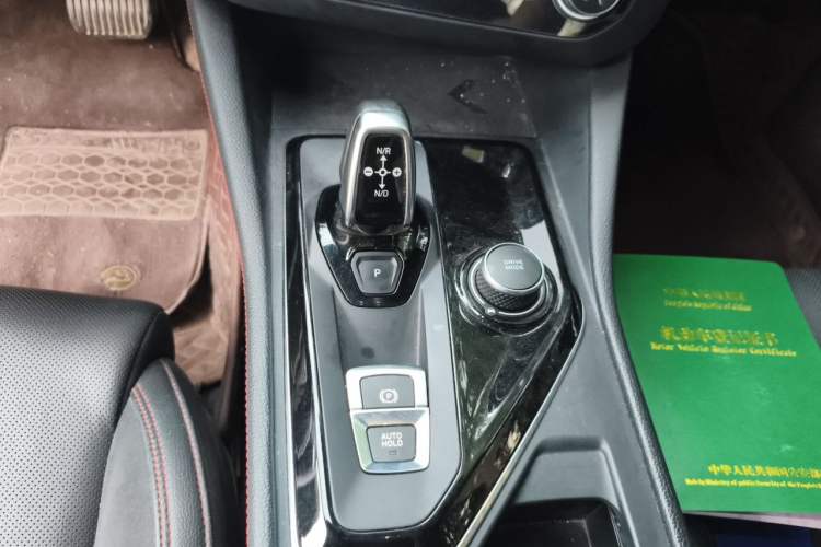 Used Lynk & Co 03 2020 2.0TD Automatic Jing Pro Edition Gear Lever