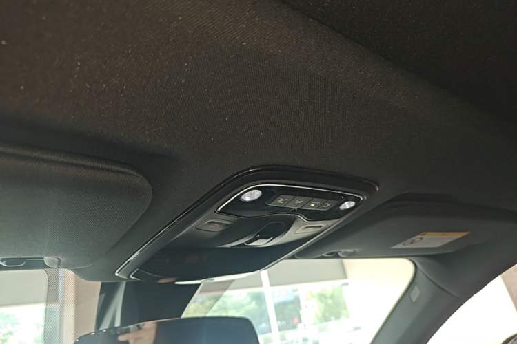 Used Lynk & Co 03 2020 1.5TD DCT Sport Edition Headliner