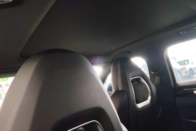 Used Lynk & Co 03 2020 1.5TD DCT Sport Edition Headliner