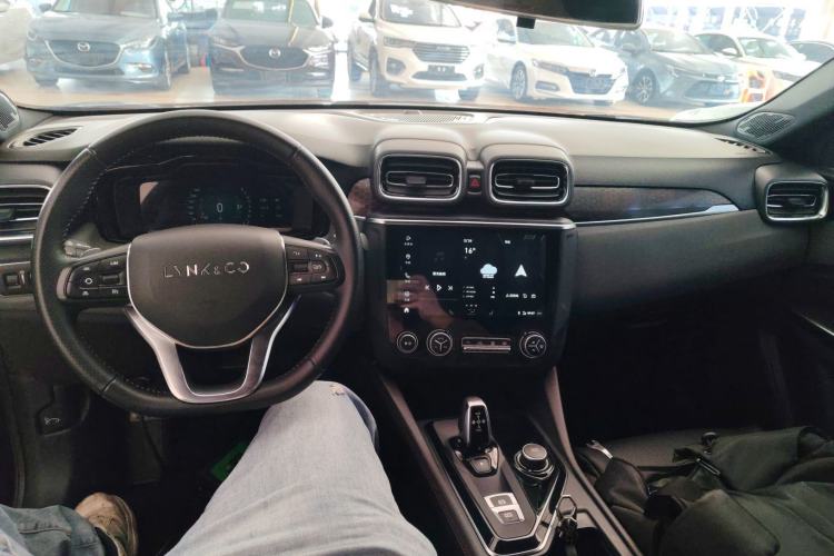 Used Lynk & Co 03 2020 1.5TD DCT Sport Edition Interior 2