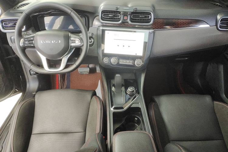 Used Lynk & Co 03 2020 1.5TD DCT Sport Edition Interior 3