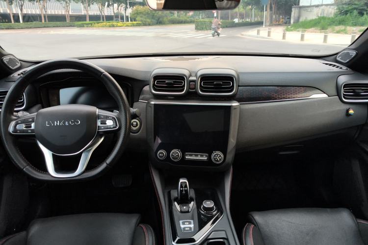 Used Lynk & Co 03 2020 1.5TD DCT JingPro Edition Interior 3