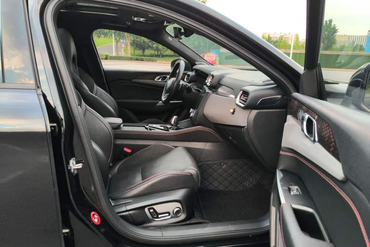 Used Lynk & Co 03 2020 1.5TD DCT JingPro Edition Interior 5
