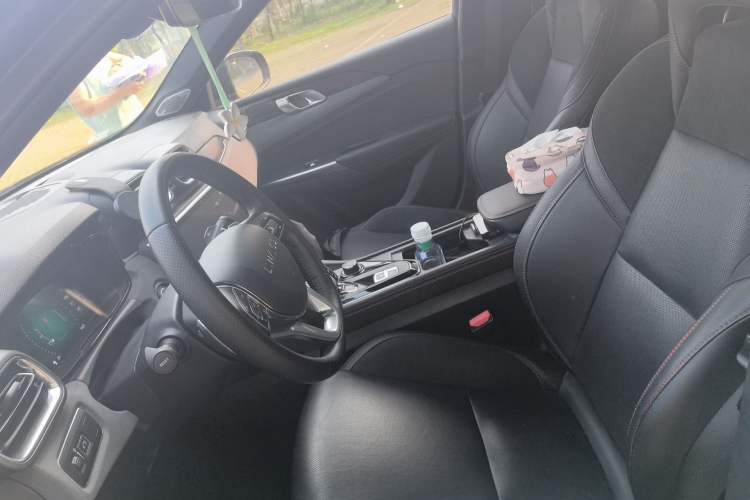 Used Lynk & Co 03 2020 1.5TD DCT JingPro Edition Left Front Seat
