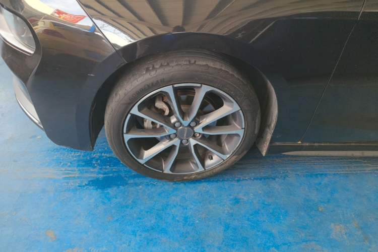 Used Lynk & Co 03 2020 2.0TD Automatic Trend Edition Left Front Wheel Hub