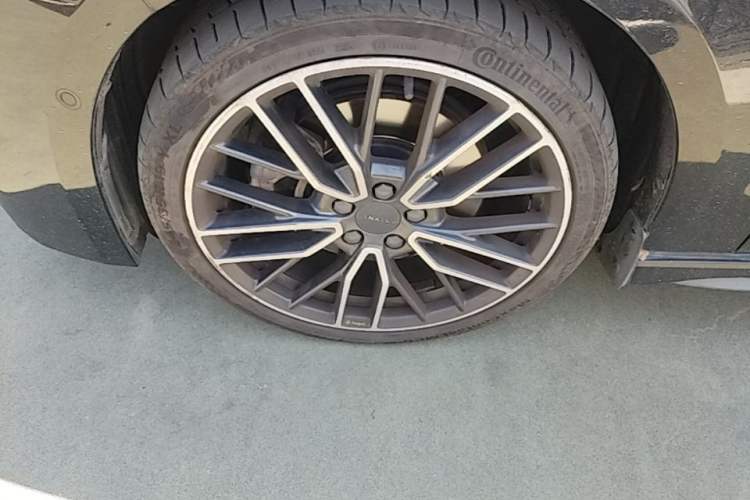 Used Lynk & Co 03 2020 03+ 2.0TD Automatic Wind-Chasing Edition Left Front Wheel Hub