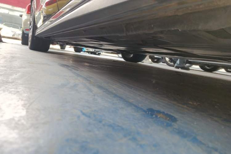 Used Lynk & Co 03 2020 2.0TD Automatic Trend Edition Left Side Sill