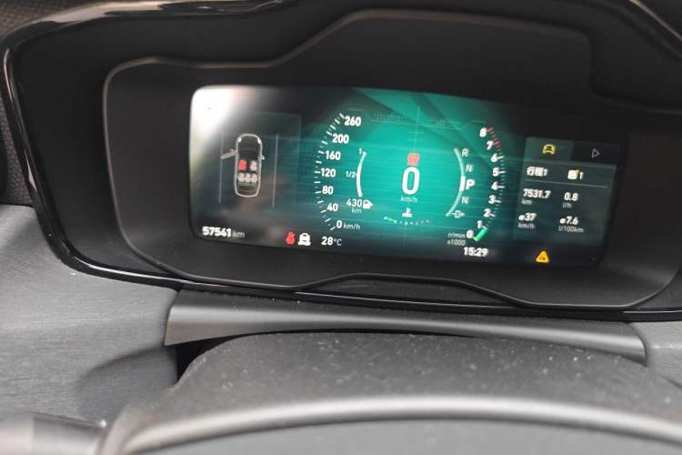 Used Lynk & Co 03 2020 1.5TD DCT JingPro Edition Odometer Close Up