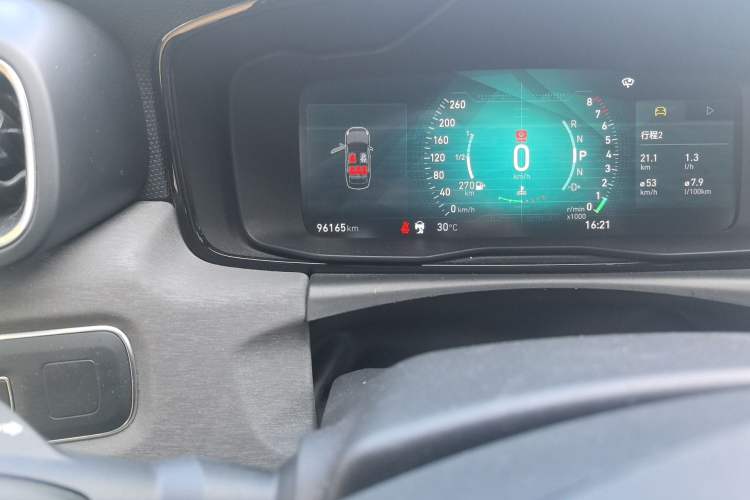 Used Lynk & Co 03 2020 1.5TD DCT JingPro Edition Odometer Close Up