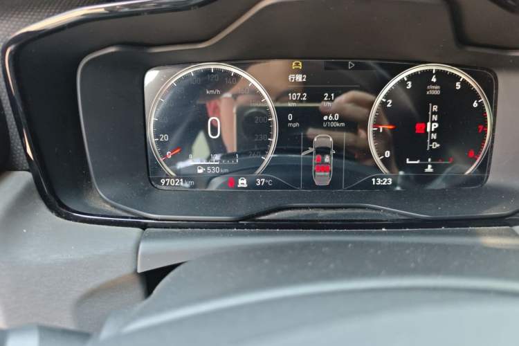 Used Lynk & Co 03 2020 1.5TD DCT JingPro Edition Odometer Close Up