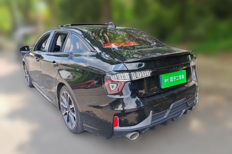 Used Lynk & Co 03 2020 1.5TD DCT Sport Edition Rear Left 45 Deg