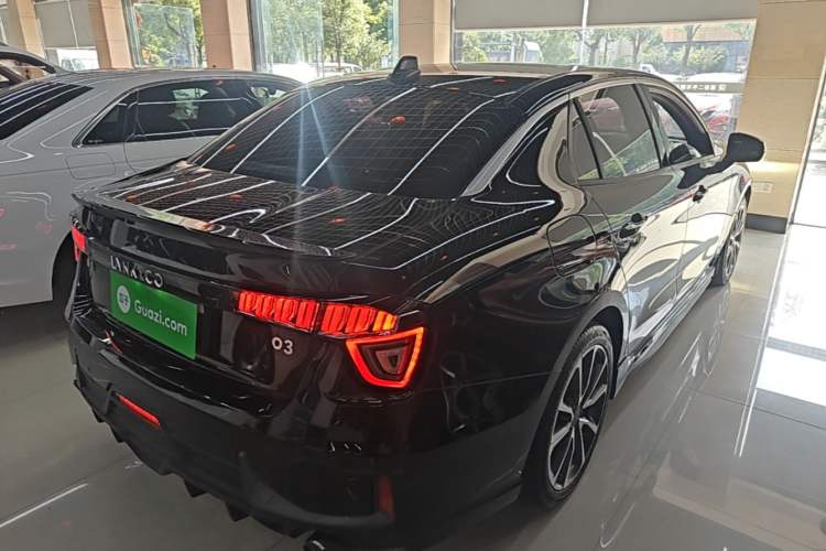 Used Lynk & Co 03 2020 1.5TD DCT Sport Edition Rear Right 45 Deg