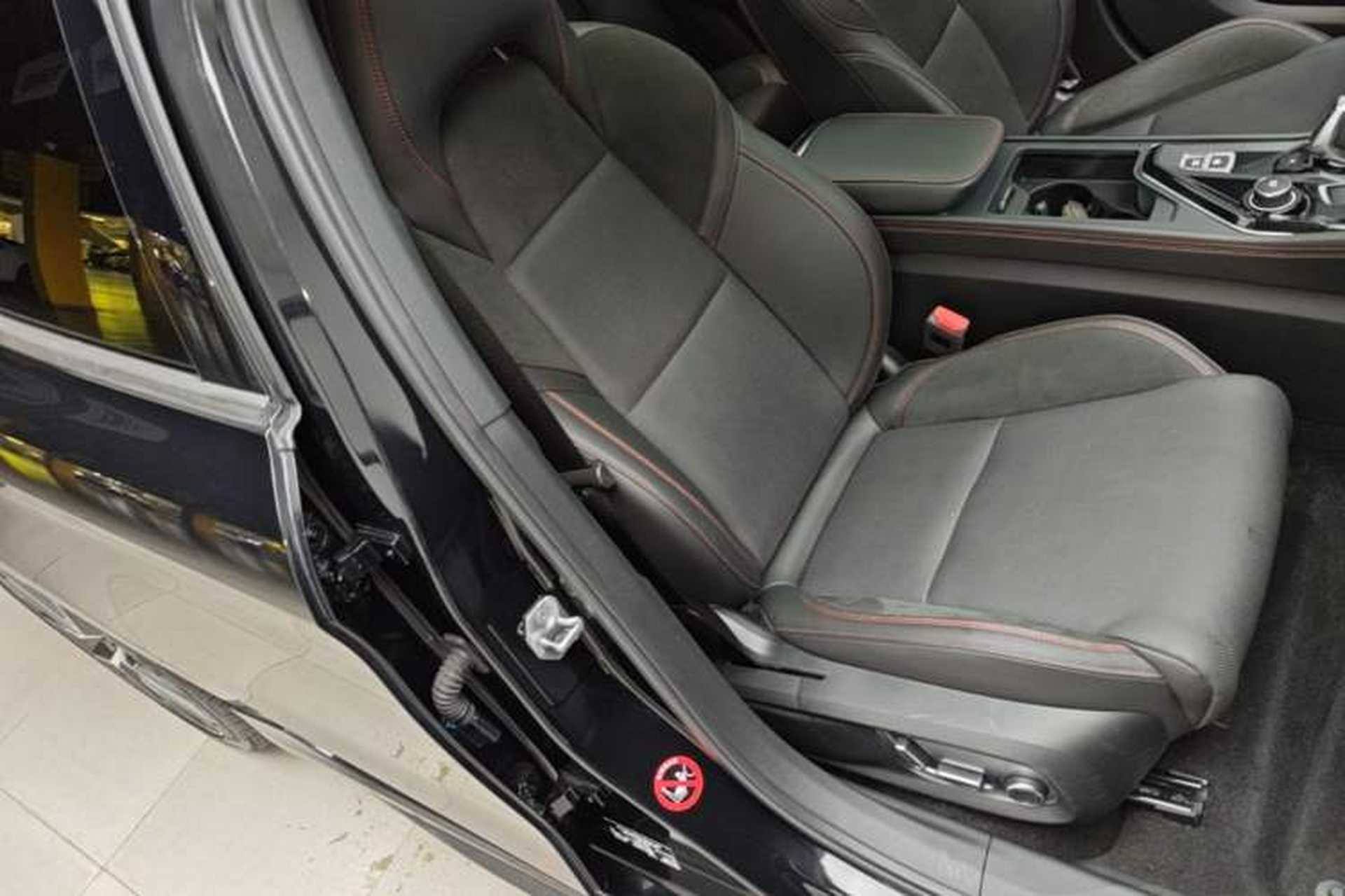 Used Lynk & Co 03 2020 1.5TD DCT JingPro Edition Right Front Seat