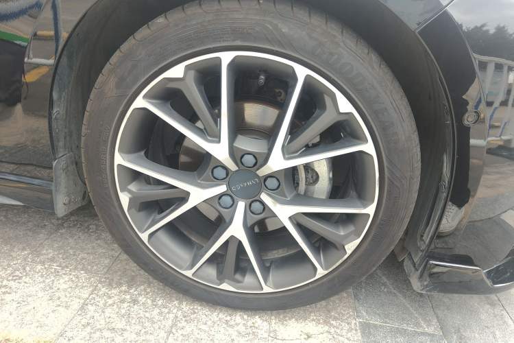 Used Lynk & Co 03 2020 1.5TD DCT JingPro Edition Right Front Wheel Hub
