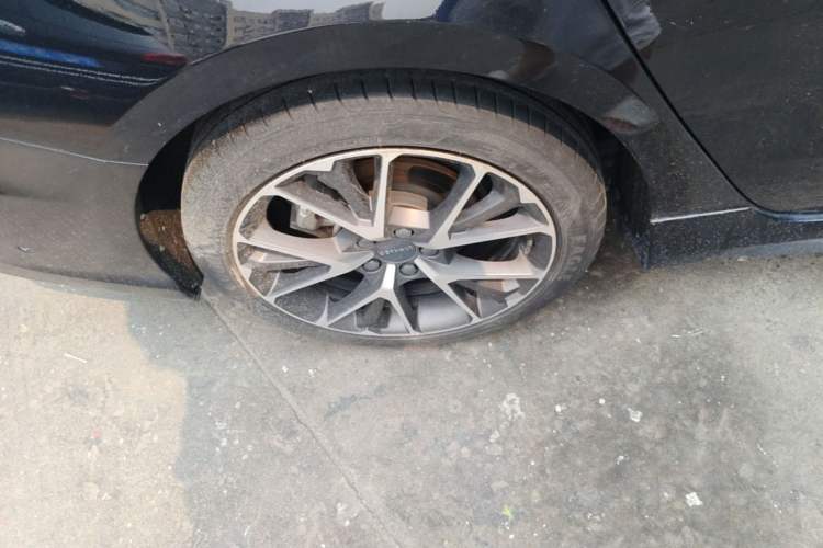 Used Lynk & Co 03 2020 1.5TD DCT JingPro Edition Right Rear Wheel Hub