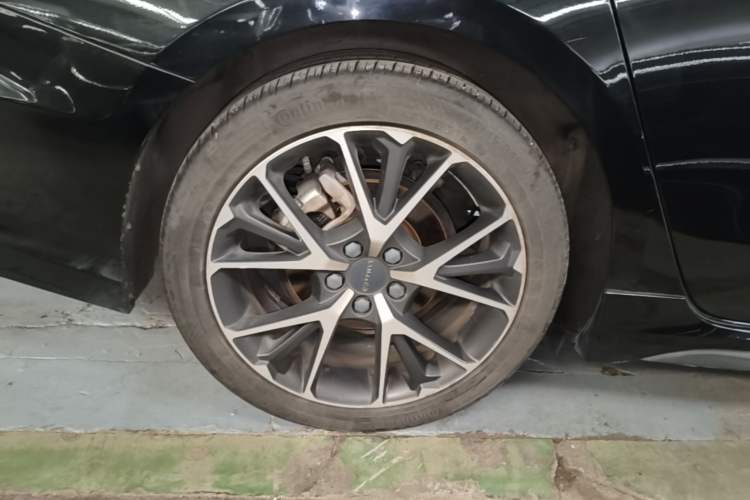 Used Lynk & Co 03 2020 2.0TD Automatic Jing Pro Edition Right Rear Wheel Hub