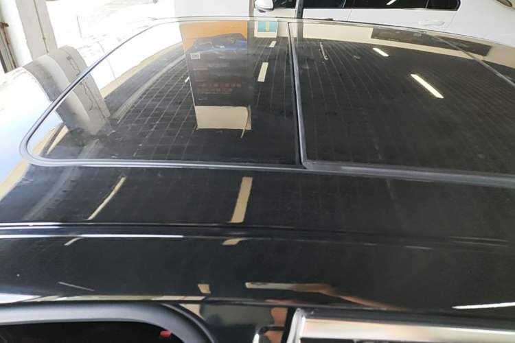 Used Lynk & Co 03 2020 1.5TD DCT JingPro Edition Roof