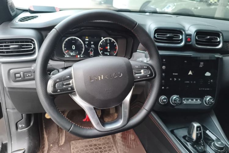 Used Lynk & Co 03 2020 2.0TD Automatic Jing Pro Edition Steering Wheel