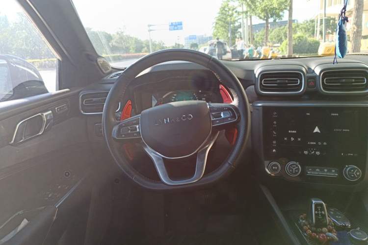 Used Lynk & Co 03 2020 2.0TD Automatic Jing Pro Edition Steering Wheel