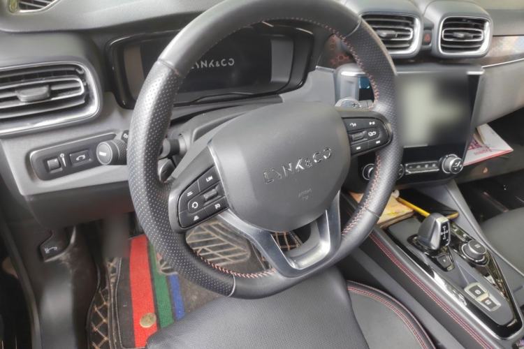 Used Lynk & Co 03 2020 1.5TD DCT Sport Edition Steering Wheel
