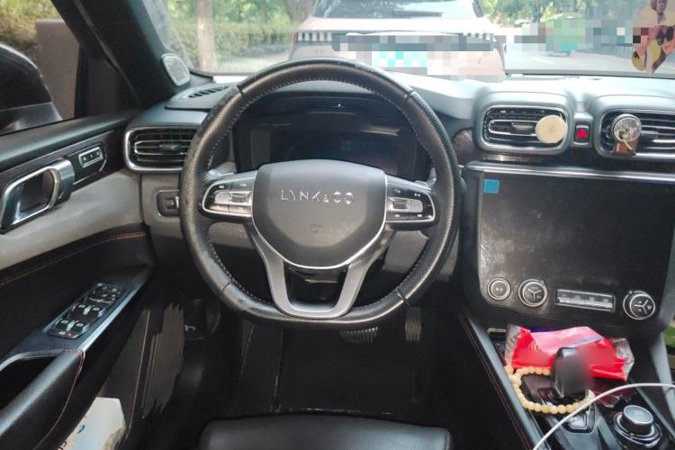 Used Lynk & Co 03 2020 2.0TD Automatic Jing Pro Edition Steering Wheel