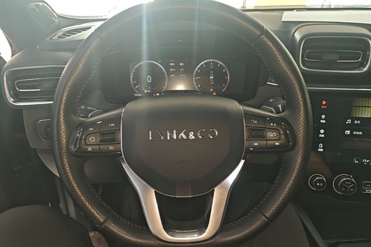 Used Lynk & Co 03 2020 1.5TD DCT Sport Edition Steering Wheel